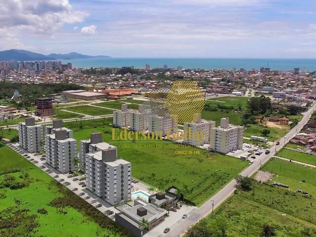 #102 - Apartamento para Venda em Porto Belo - SC - 2